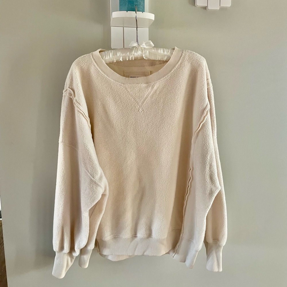 American Eagle Outfitters Cream Crewneck Sweater